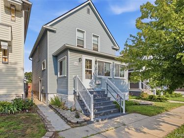 1911 2nd Street, Wyandotte, MI 48192
