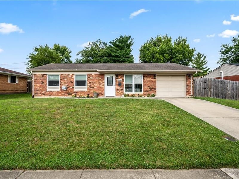 7141 Cronk Drive, Huber Heights, OH 45424 Photo 2