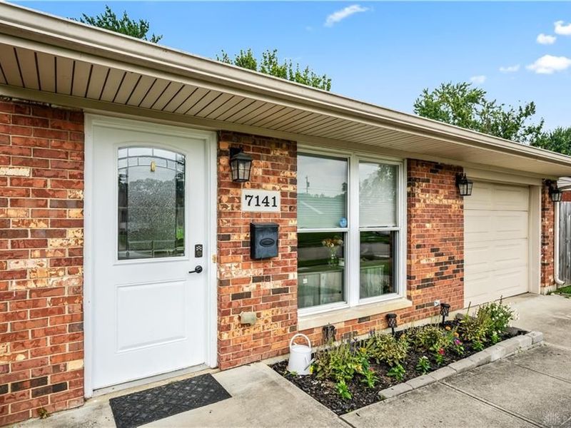 7141 Cronk Drive, Huber Heights, OH 45424 Photo 5
