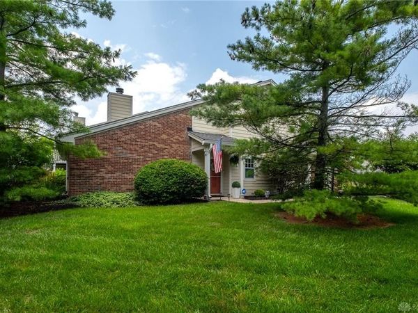 6657 Brigham Square, Centerville, OH 45459