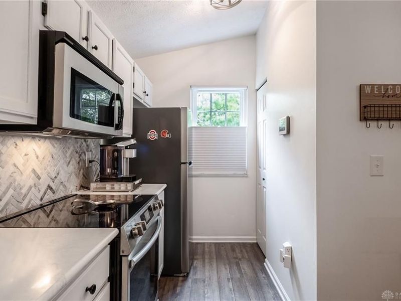 6657 Brigham Square, Centerville, OH 45459 Photo 12
