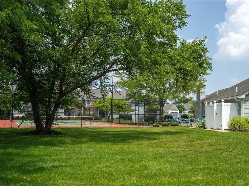 6657 Brigham Square, Centerville, OH 45459 Photo 24