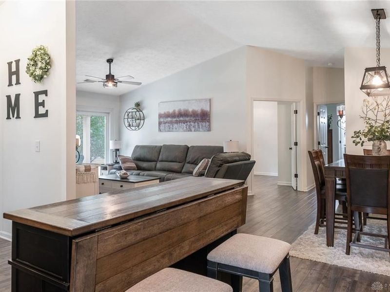 6657 Brigham Square, Centerville, OH 45459 Photo 4