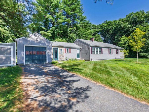 210 Hanover Street, Hartford, VT 05001