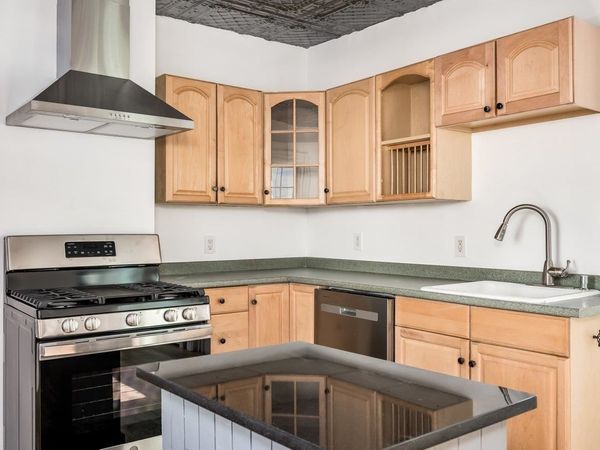 43 Main Street, Exeter, NH 03833