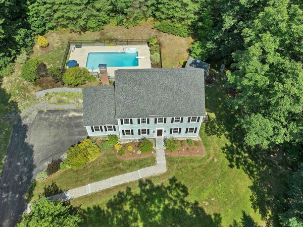 52 Riverdale Road, New Boston, NH 03070