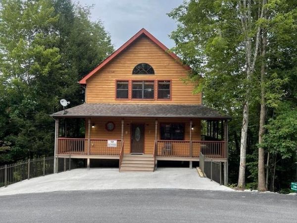 3507 Brook Stone Way , Pigeon Forge, TN 37863