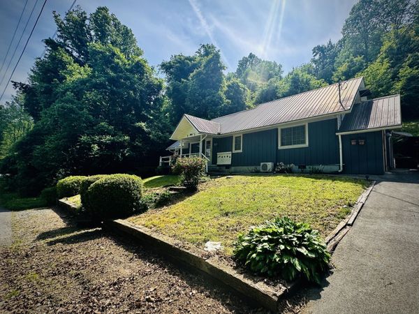 315 Elbow Lane , Gatlinburg, TN 37738