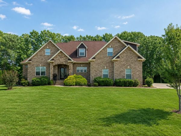 1067 Caballo Trl , Gallatin, TN 37066