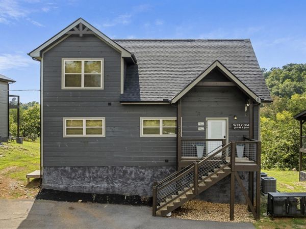 2109 Eagle Feather Drive , Sevierville, TN 37876