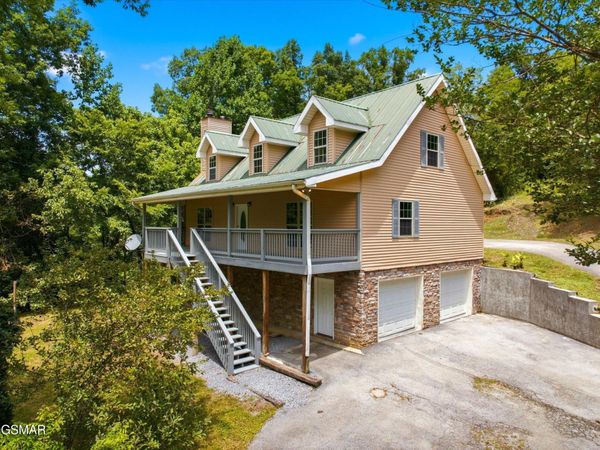 1134 Deer Trail Way, Seymour, TN 37865