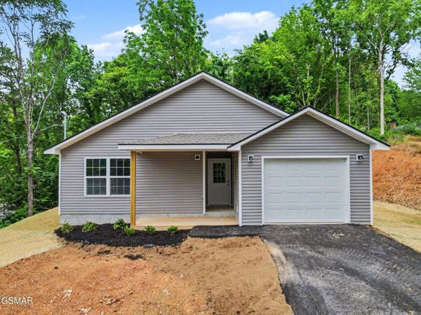 410 Day Springs Road , Pigeon Forge, TN 37863