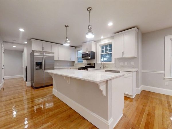 31 Grafton Street, Unit 1, Arlington, MA 02474