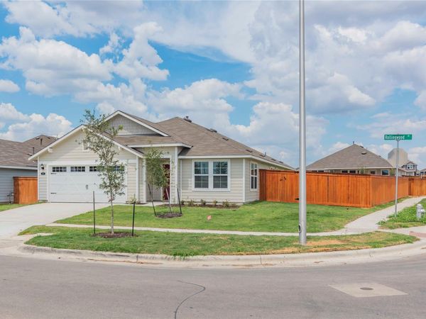 204 Rollingwood DR, San Marcos, TX 78666