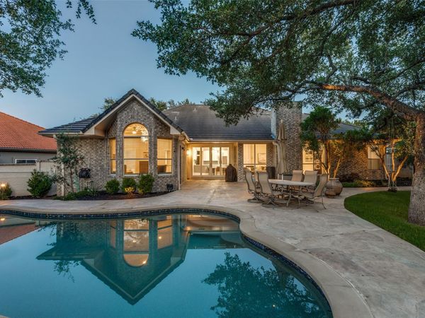 6 Stillmeadow CT, The Hills, TX 78738