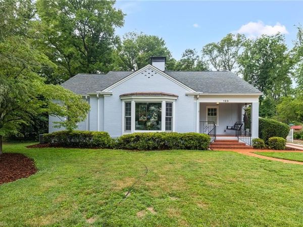 123 Beverly Place, Greensboro, NC 27403