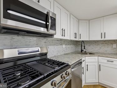 1554 1A NORTHGATE SQUARE, Unit APT 1A, RESTON, VA 20190