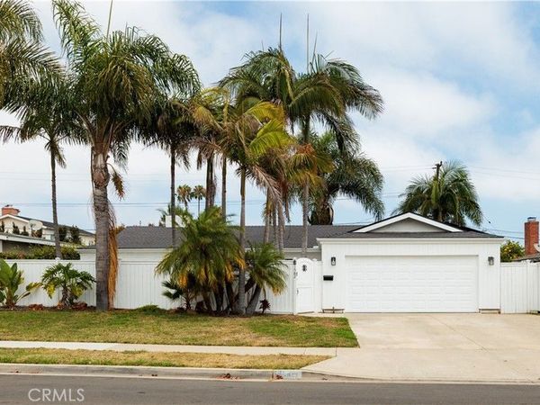 1582 Ponderosa Street, Costa Mesa, CA 92626