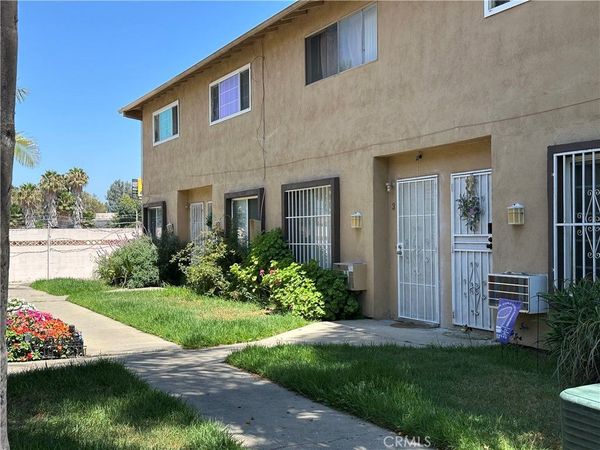 1602 N KING #M3 Street, Santa Ana, CA 92706