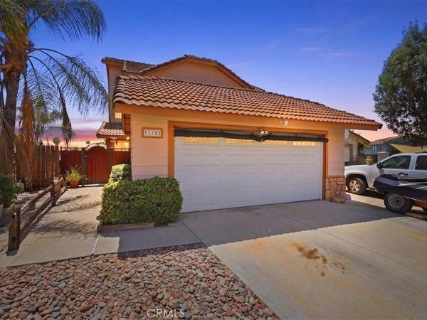 11785 Briar Knoll, Moreno Valley, CA 92557