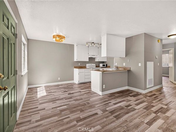 2055 Amanda, Unit 27, Chico, CA 95928