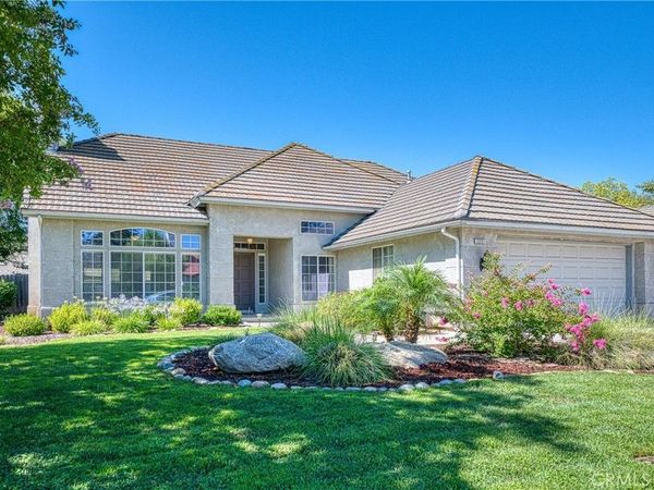 2231 E Pryor Drive, Fresno, CA 93720