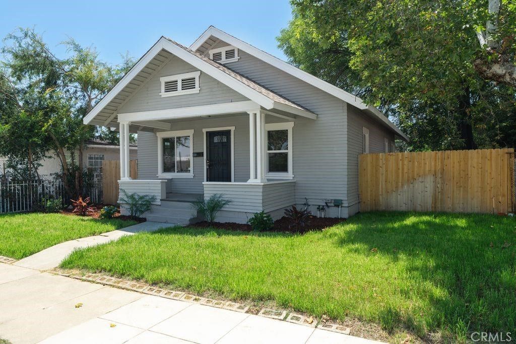 561 Washington, Pomona, CA 91767 Main Photo