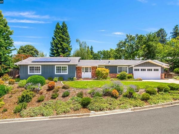3151 Sandalwood Ct, Lafayette, CA 94549