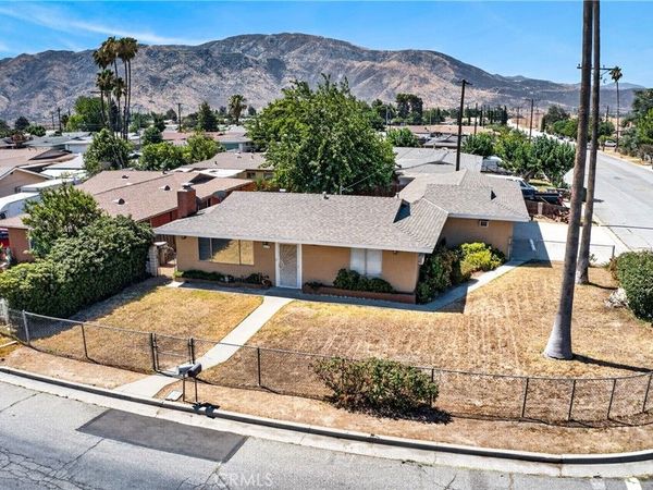 2174 W Lincoln, Banning, CA 92220