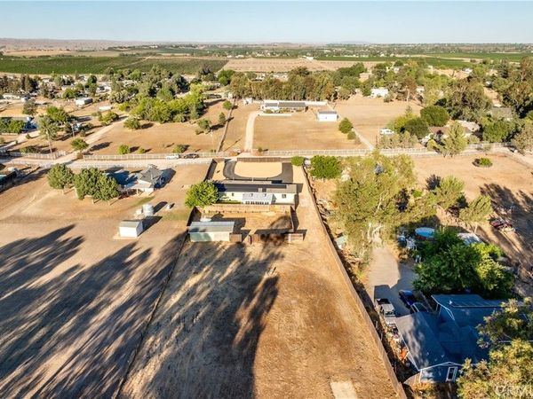 4321 Whispering Oak, Paso Robles, CA 93446