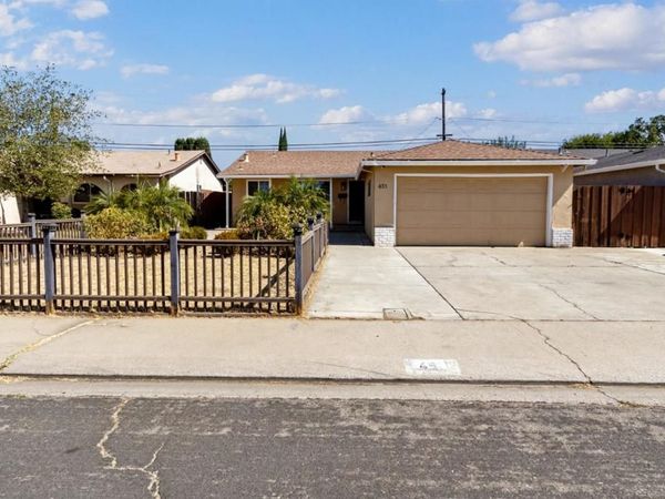 451 Diane Drive, Manteca, CA 95336