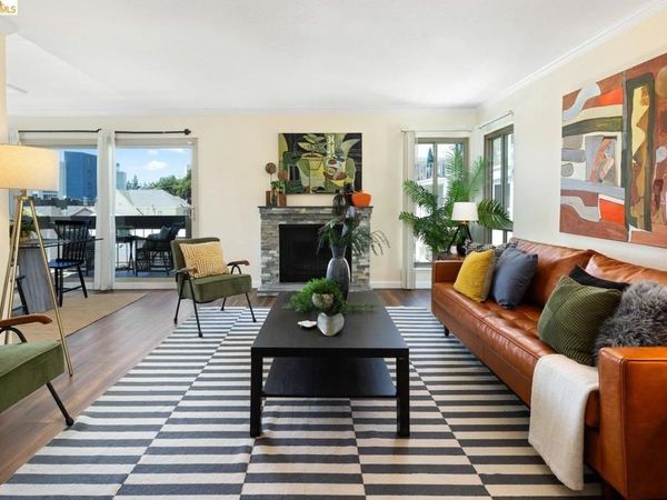 77 Fairmount Avenue, Unit 302, Oakland, CA 94611