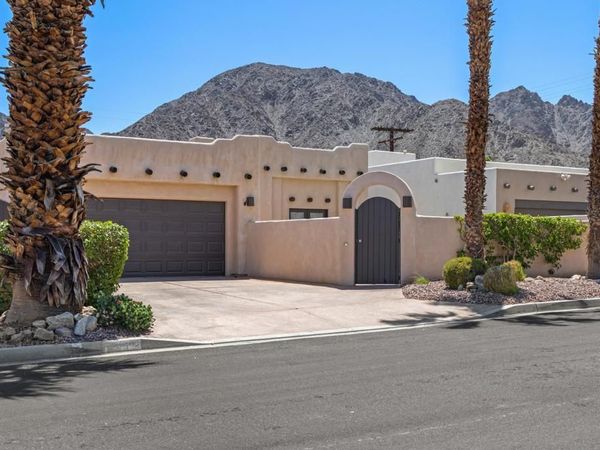 54220 Avenida Carranza , La Quinta, CA 92253