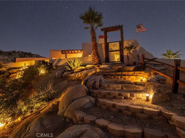 57045 Plaza Del Amigo , Yucca Valley, CA 92284