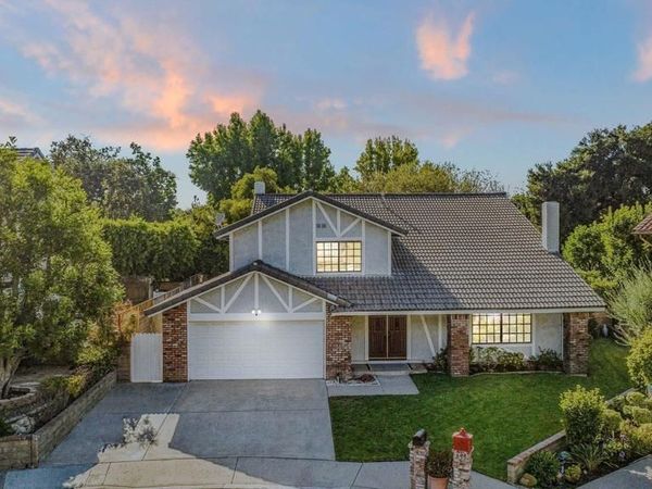 263 Fox Hills Drive, Thousand Oaks, CA 91361