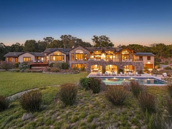 479 Westridge Drive, Portola Valley, CA 94028