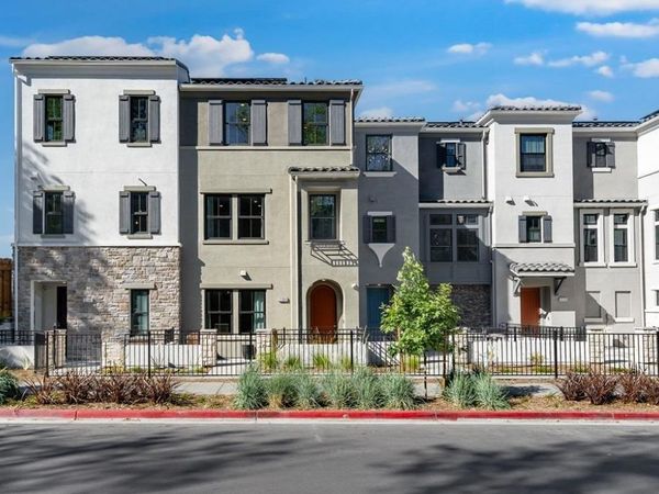 2104 Latham Street, Mountain View, CA 94040