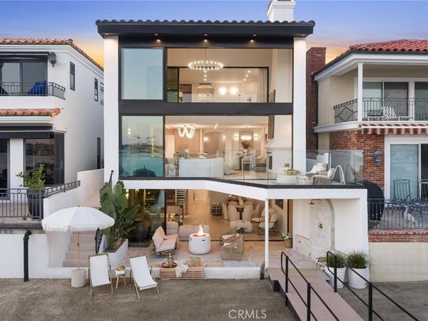 809 Via Lido Soud, Newport Beach, CA 92663