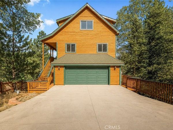 32792 Deer Lick Drive, Running Springs, CA 92382