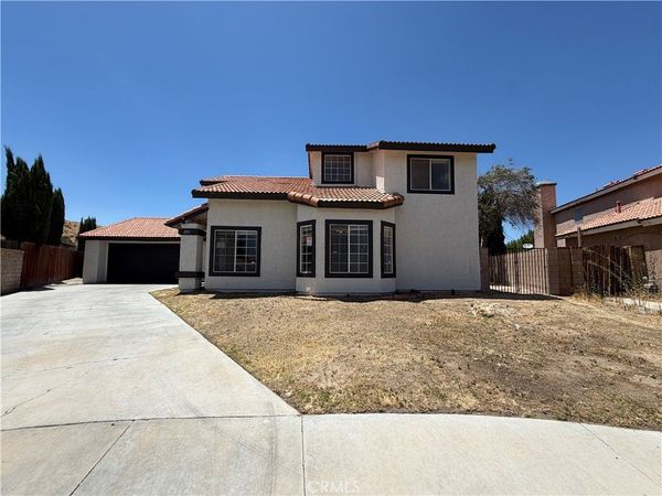 201 Tahquitz Place, Palmdale, CA 93550