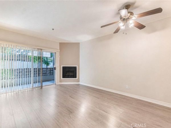 300 N El Molino Avenue, Unit 117, Pasadena, CA 91101