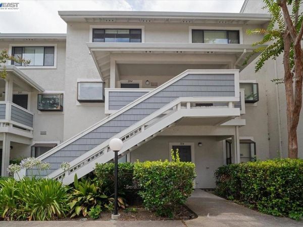 2598 Oak Rd, Unit 284, Walnut Creek, CA 94597