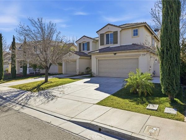 6864 Buchet Dr, Palmdale, CA 93552
