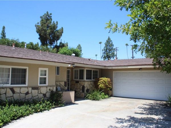 3748 Skylark Dr, Riverside, CA 92505