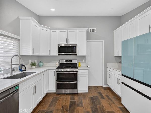39747 Old Carriage, Murrieta, CA 92563