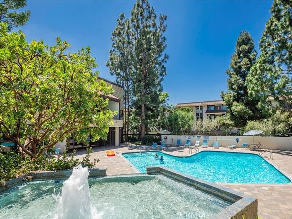 6000 Canterbury Drive , Unit D113, Culver City, CA 90230