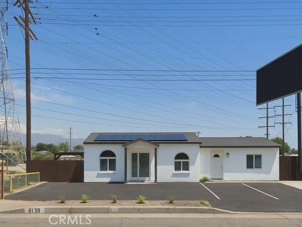 6138 Vineland Avenue, North Hollywood, CA 91606