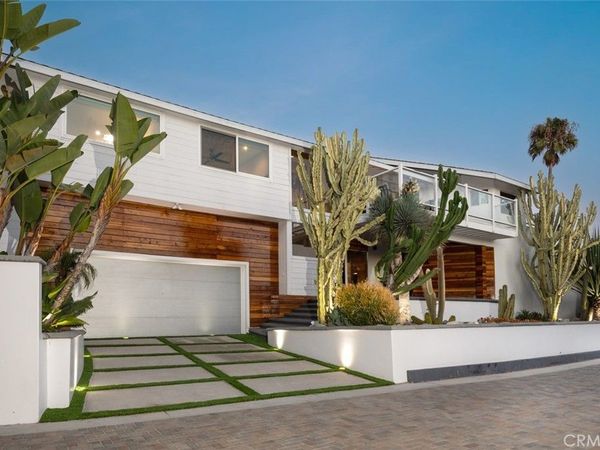 2 Camel Point, Laguna Beach, CA 92651
