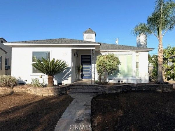 2720 San Francisco, Long Beach, CA 90806