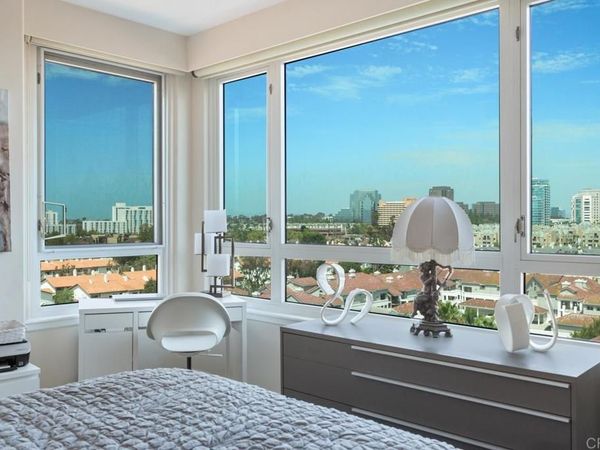 3890 Nobel Drive, Unit 802, San Diego, CA 92122